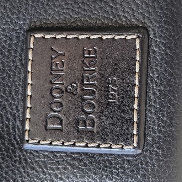 Dooney & Bourke Handbag - Picture 3 of 12